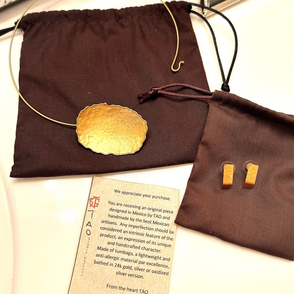 TAO Artisan Gold Hammered Necklace and Earrings Set
